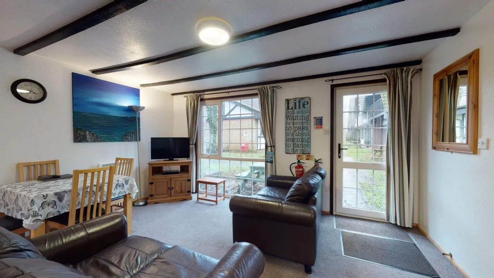 Treyarnon Lodge - Lounge