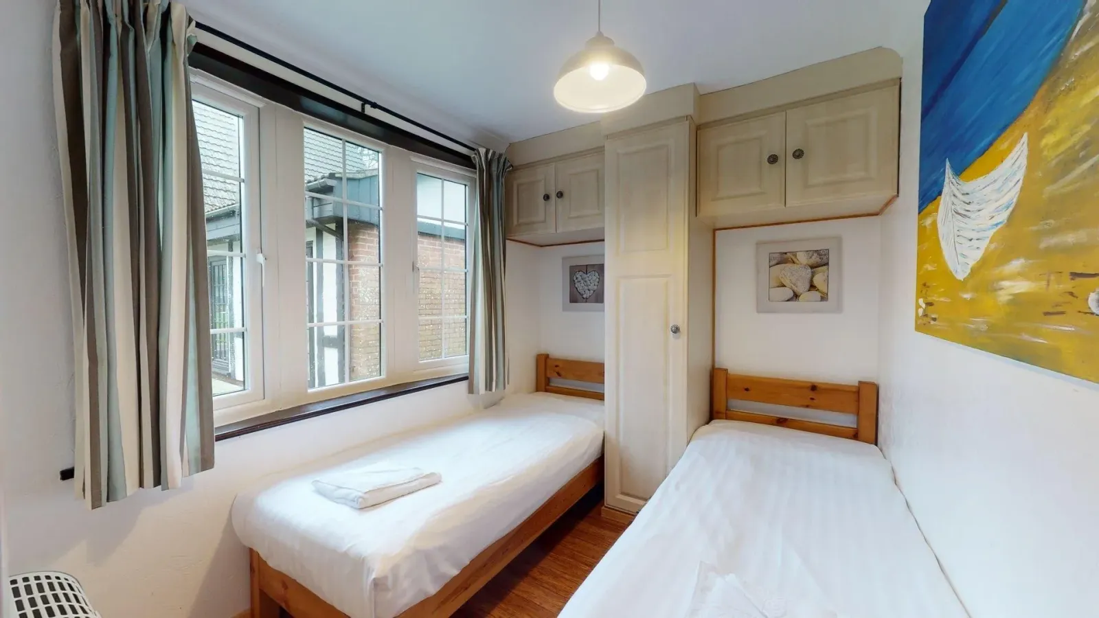 Treyarnon Lodge - Single Bedroom (2 beds)